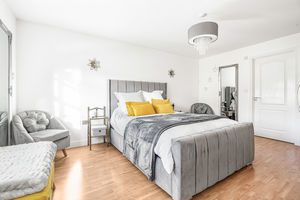 Photo 22- click for photo gallery